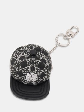 MA HAT KEYCHAIN