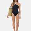 MA ONE PIECE