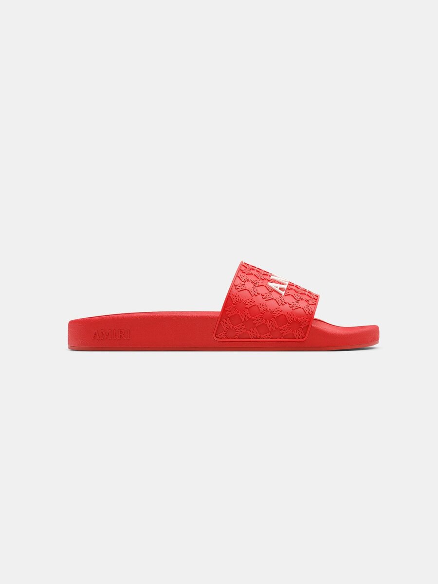 MA QUAD POOL SLIDE