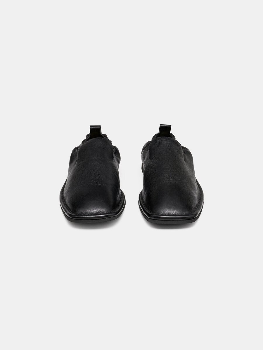 SLIP ON LOAFER