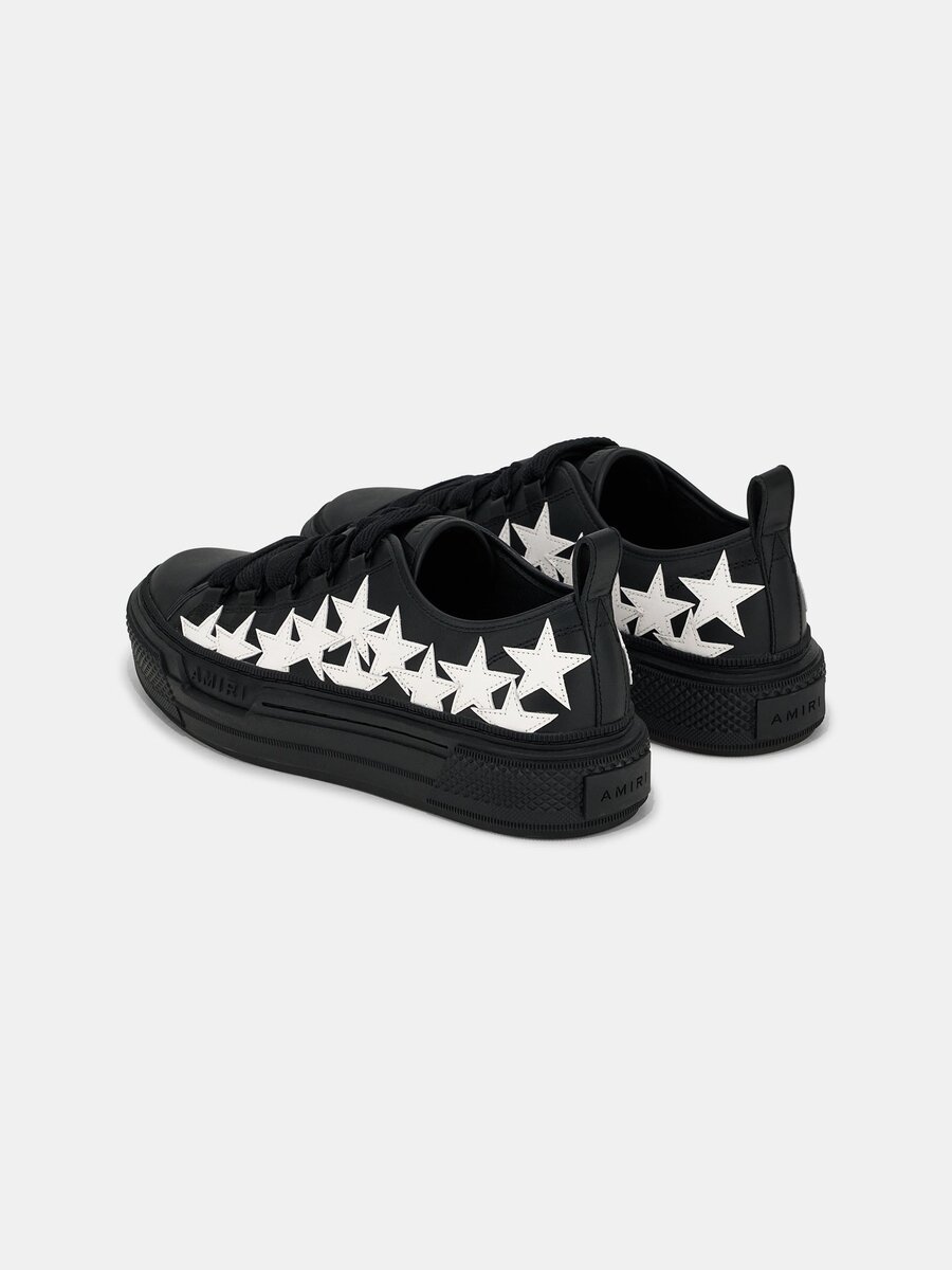 STARS COURT LOW
